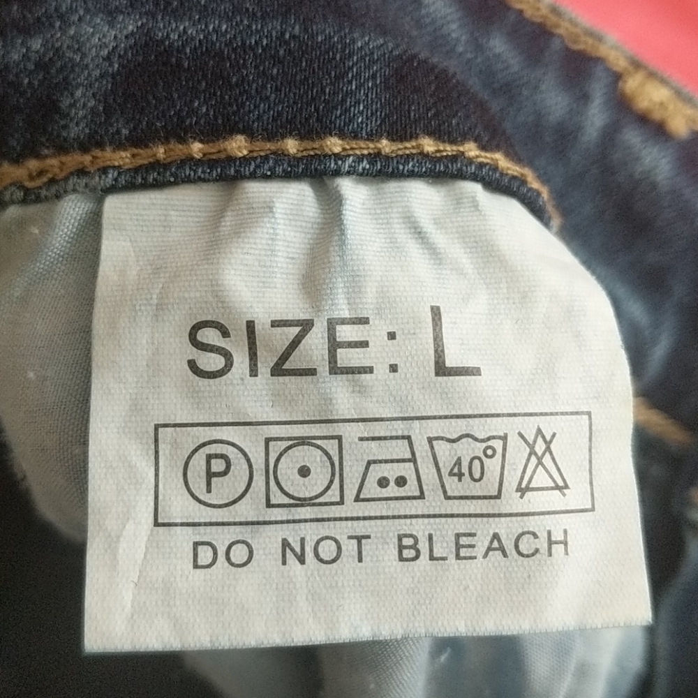 Pants - Picture 5 of 6